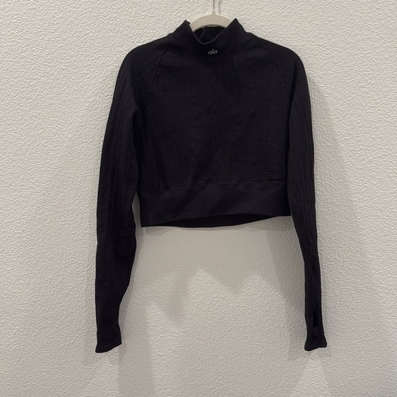 Alo Yoga Seamless Cropped Cable Knit Long Sleeve Top In Black L NWOT HTF - Picture 8 of 13